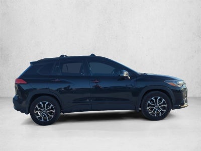 2025 Toyota Corolla Cross Hybrid SE 4WD (Natl)