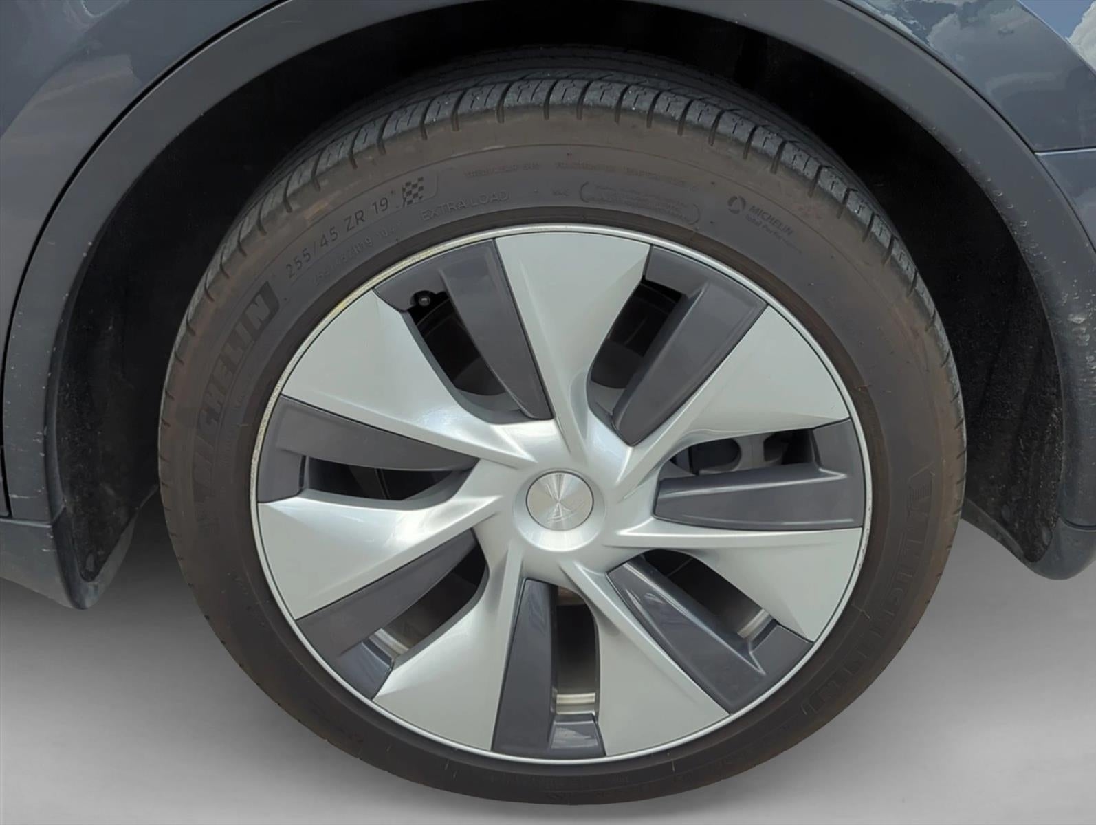 2022 Tesla Model Y Long Range AWD