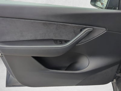 2022 Tesla Model Y Long Range AWD