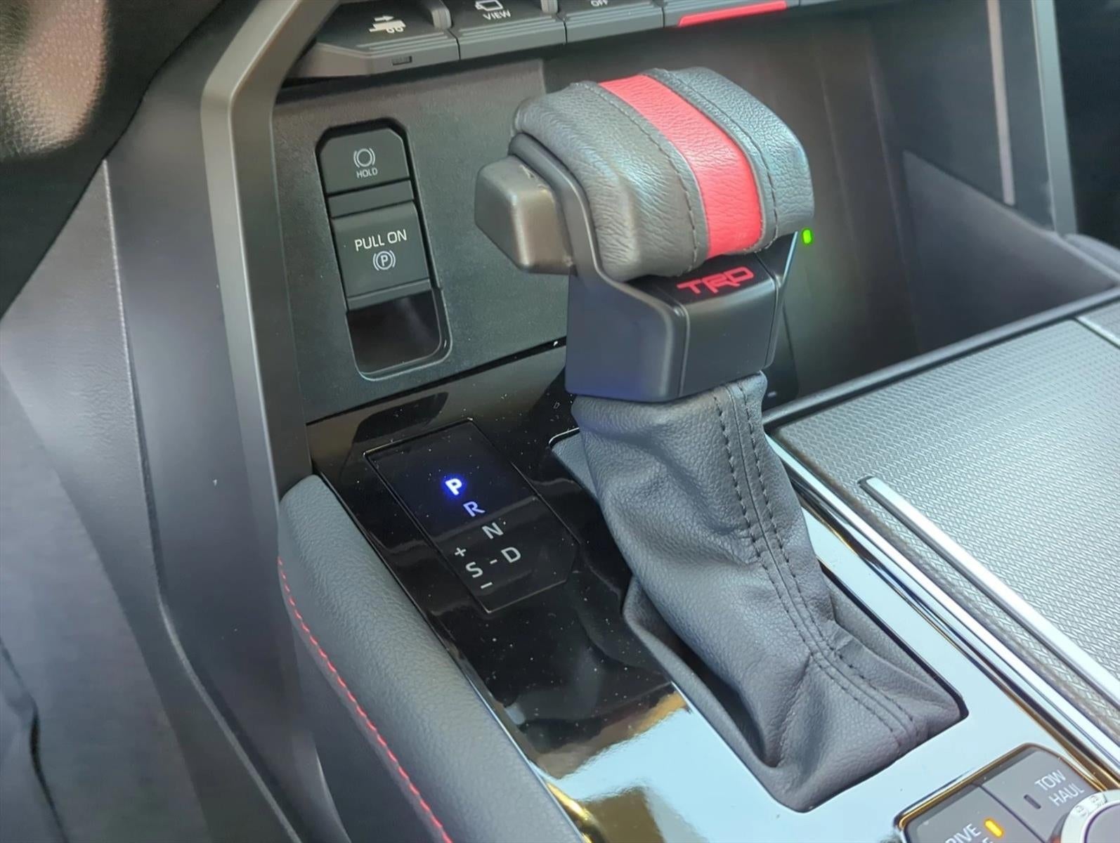 2023 Toyota Sequoia TRD Pro 4WD (Natl)