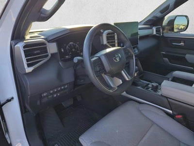 2025 Toyota Sequoia Limited 4WD (SE)