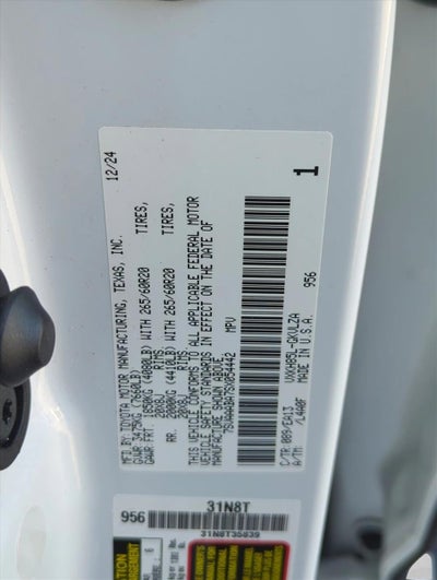 2025 Toyota Sequoia Limited 4WD (SE)