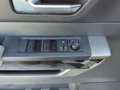 2025 Toyota Sequoia Limited 4WD (SE)