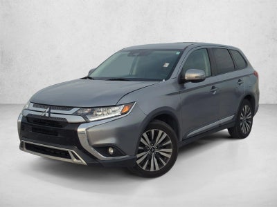 2020 Mitsubishi Outlander SE FWD
