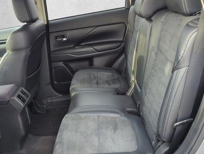 2020 Mitsubishi Outlander SE FWD