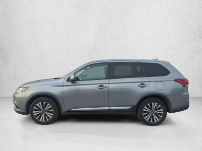 2020 Mitsubishi Outlander SE FWD