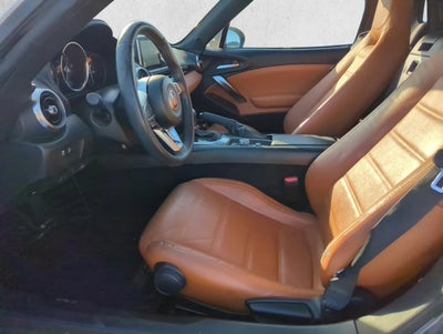 2017 FIAT 124 Spider Lusso Convertible