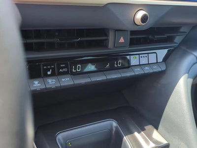 2024 Toyota Crown XLE AWD (Natl)