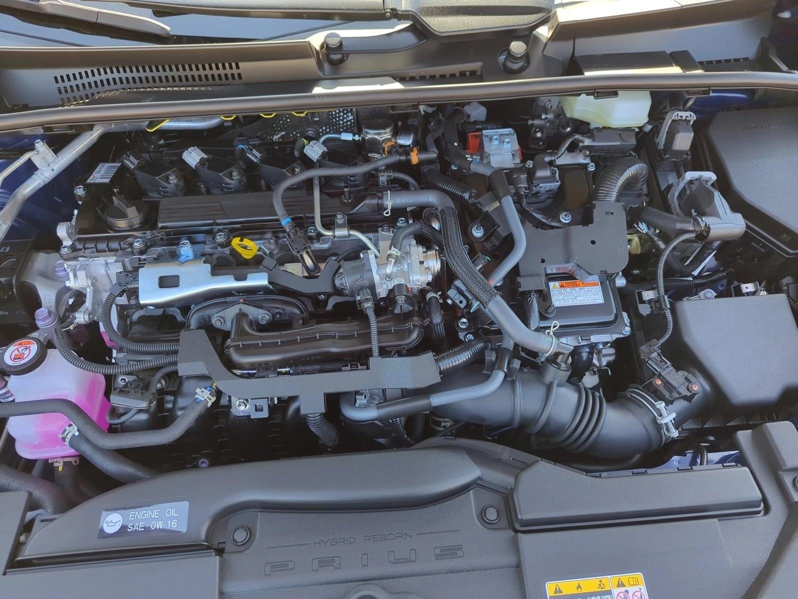 2025 Toyota Prius Limited (Natl)