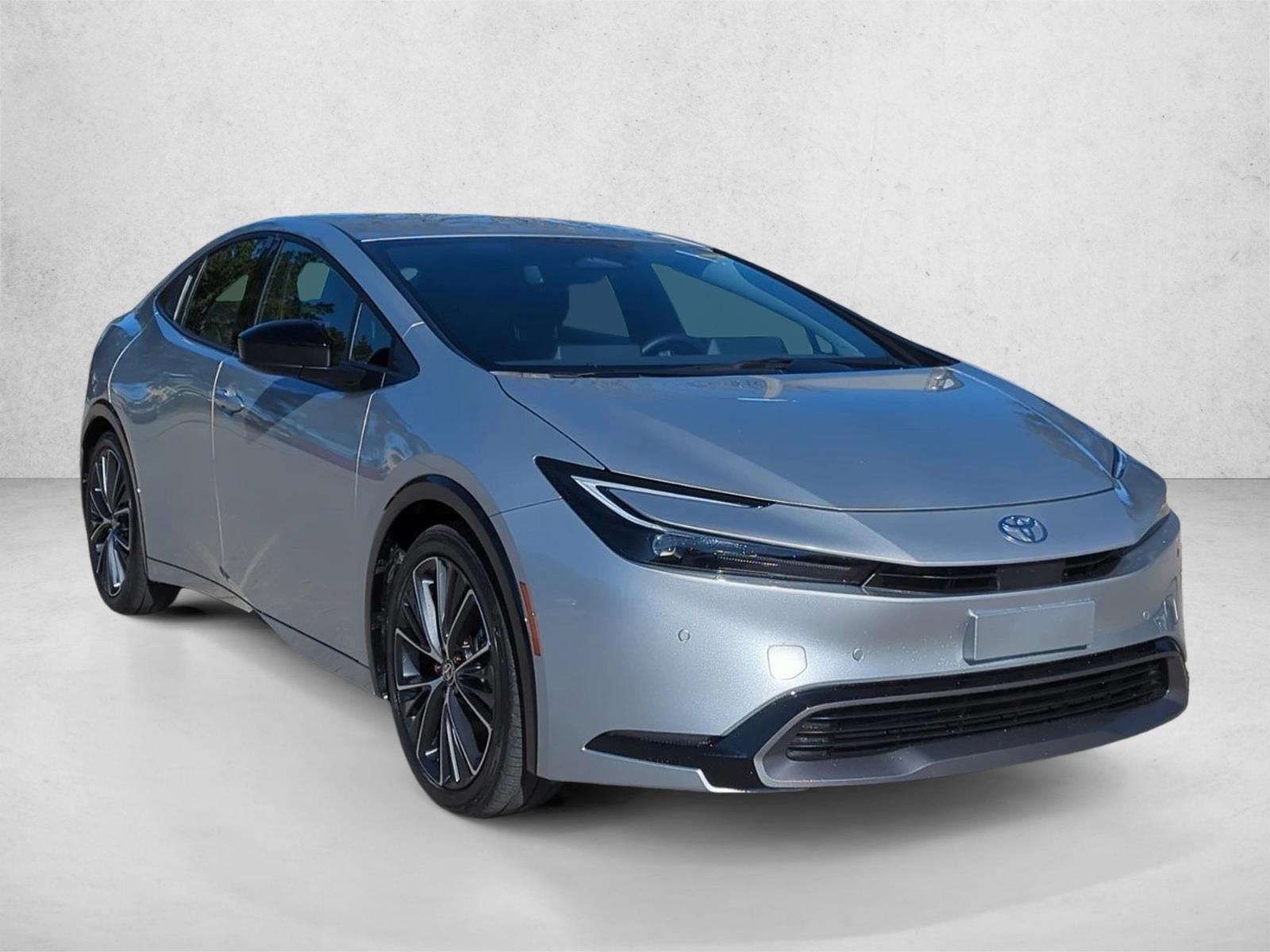 2025 Toyota Prius XLE (Natl)