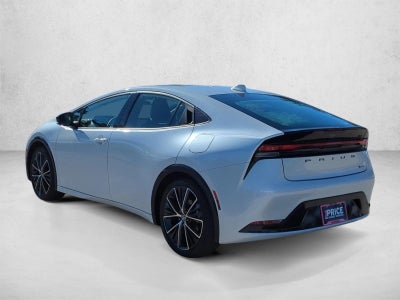 2025 Toyota Prius XLE (Natl)
