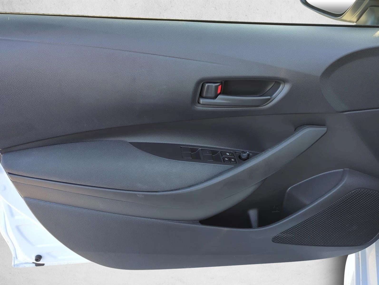 2025 Toyota Corolla Hybrid LE FWD (Natl)