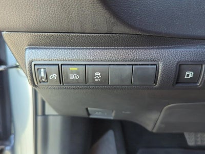 2024 Toyota Corolla Hybrid SE FWD (Natl)