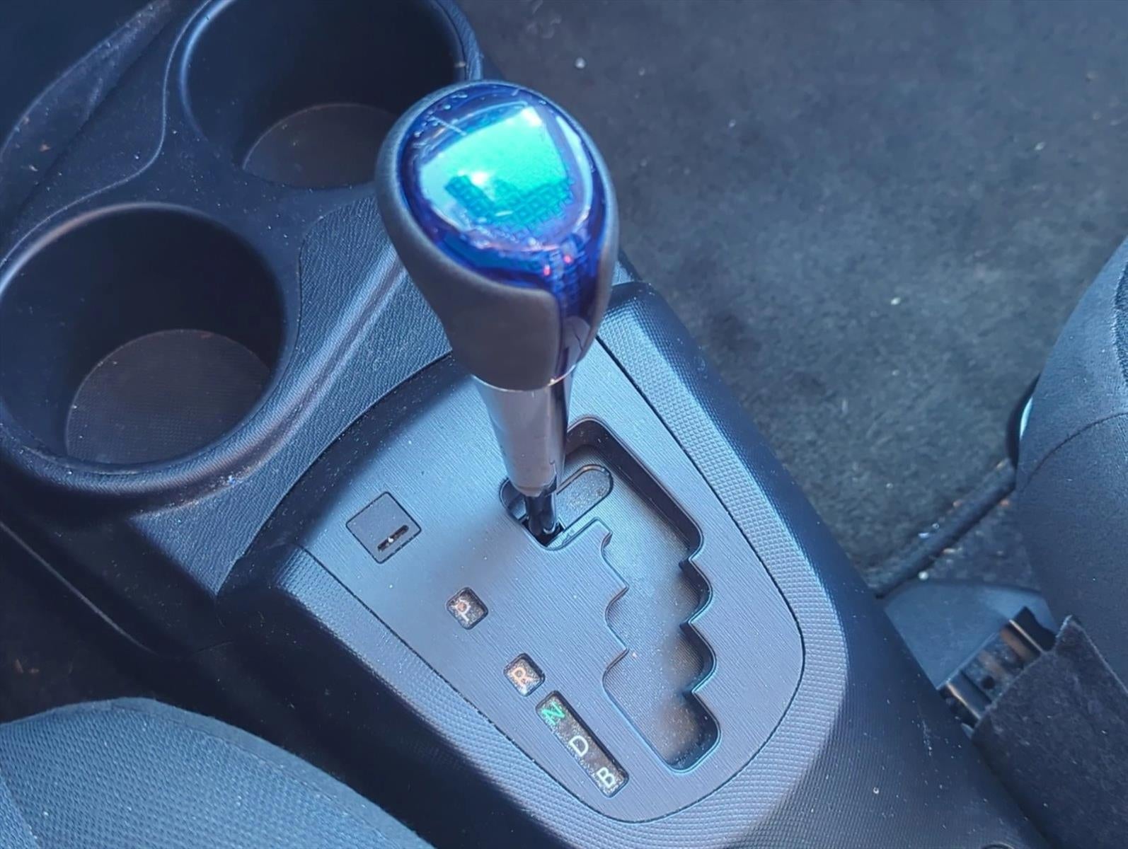 2018 Toyota Prius c Two (GS)