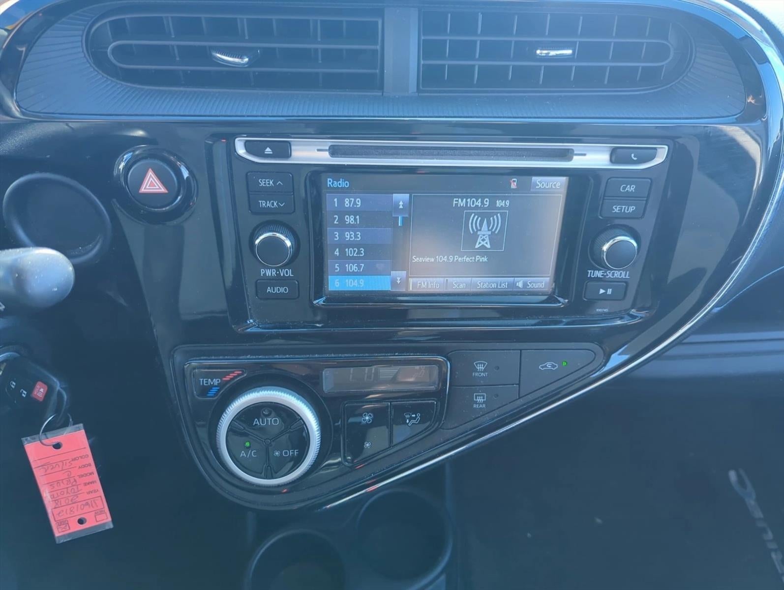 2018 Toyota Prius c Two (GS)