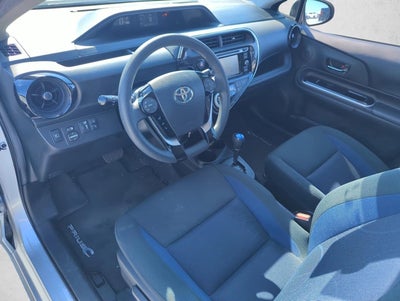 2018 Toyota Prius c Two (GS)