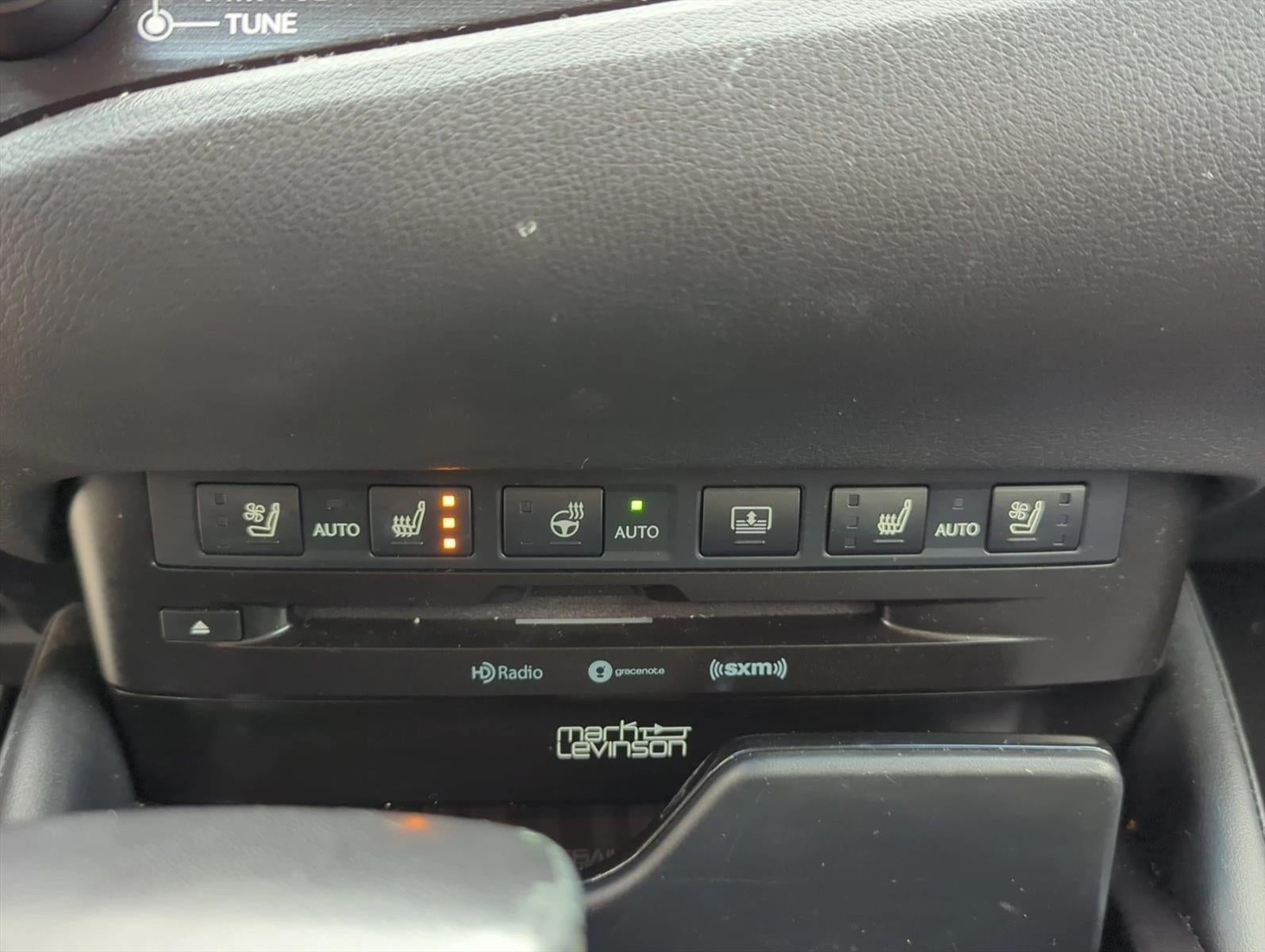 2019 Lexus ES 300h Luxury FWD