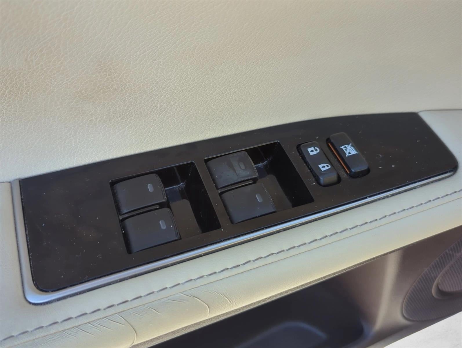 2016 Lexus ES 300h 4dr Sdn Hybrid