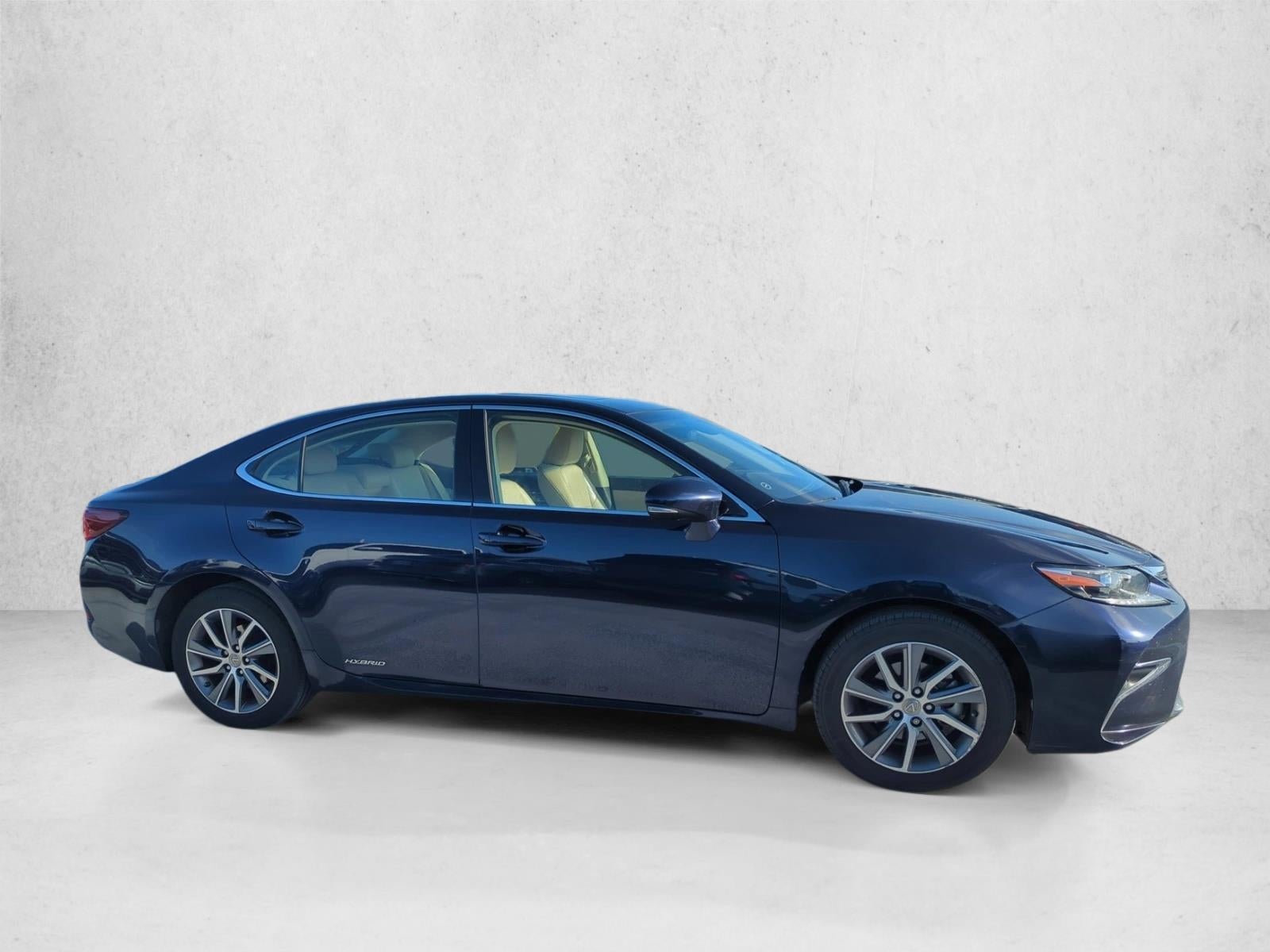 2016 Lexus ES 300h 4dr Sdn Hybrid