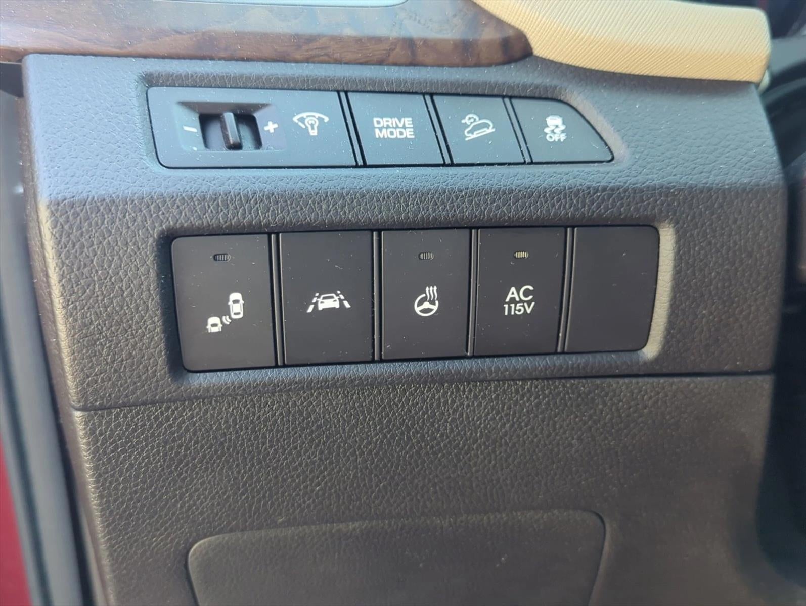 2018 Hyundai SANTA FE SE Ultimate 3.3L Auto