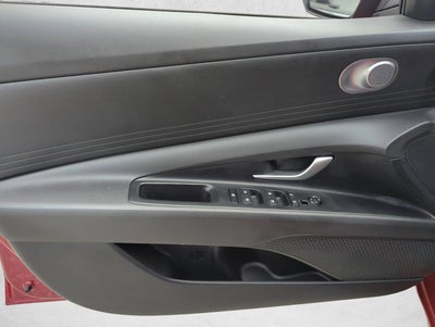 2024 Hyundai ELANTRA SEL IVT