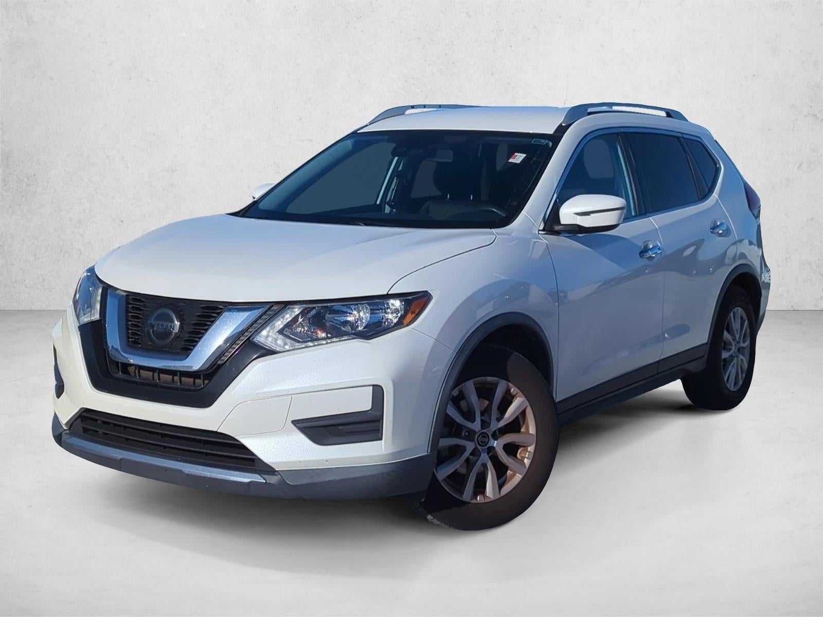 2020 Nissan Rogue FWD SV
