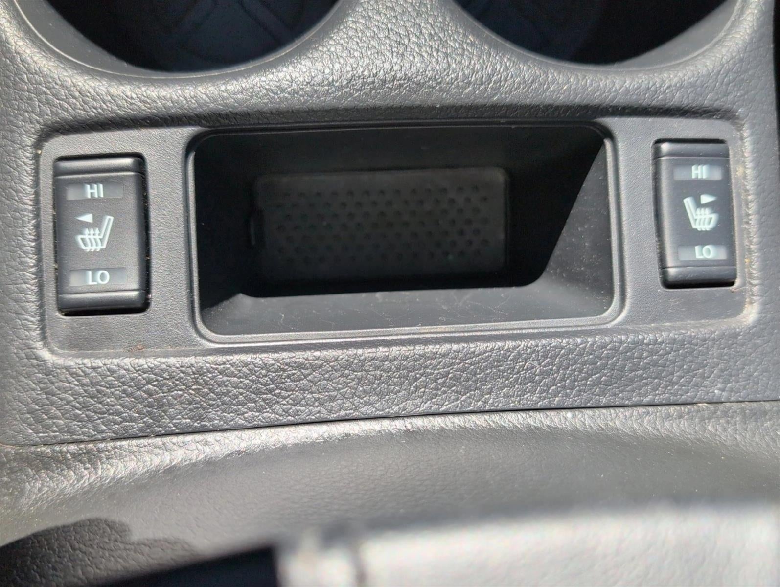 2020 Nissan Rogue FWD SV