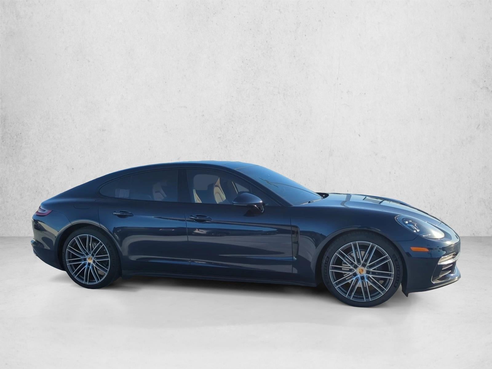 2018 Porsche Panamera 4 AWD