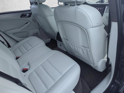 2020 Porsche Macan Turbo AWD