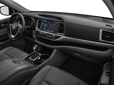 2017 Toyota Highlander Limited Platinum V6 AWD (Natl)