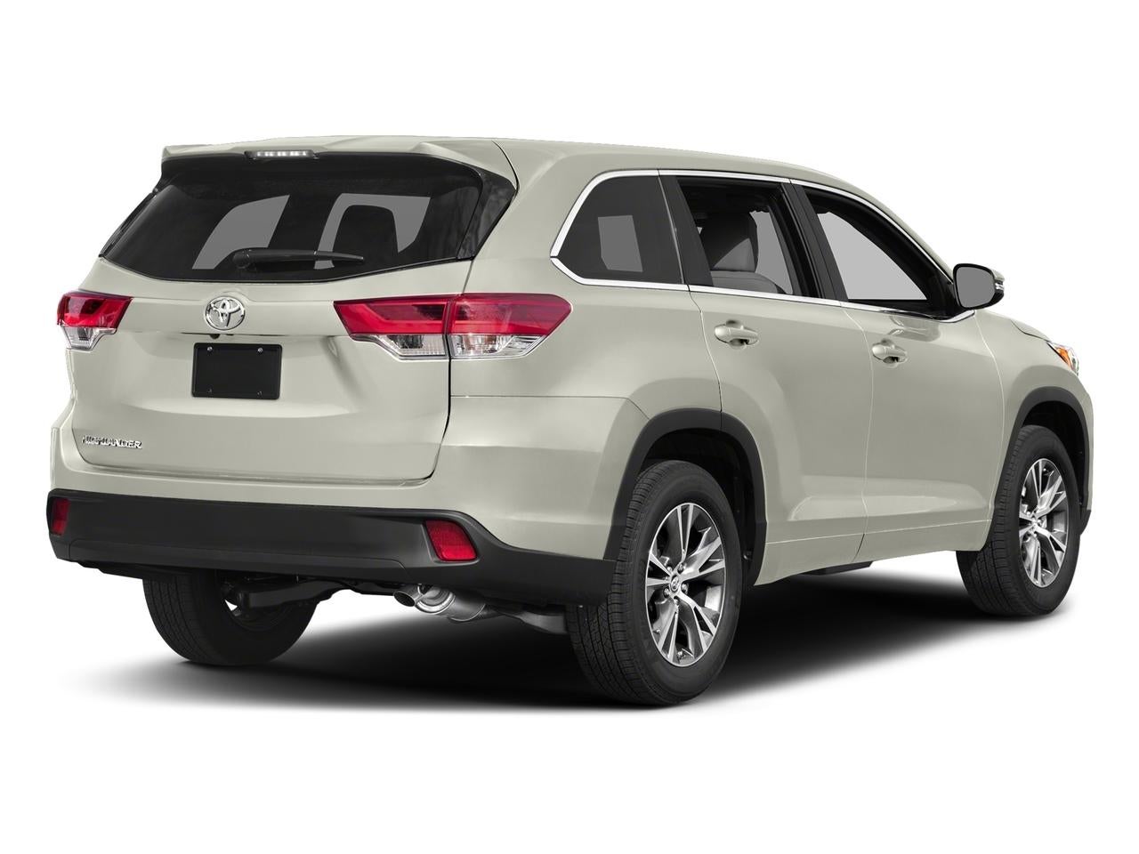 2017 Toyota Highlander LE I4 FWD (Natl)