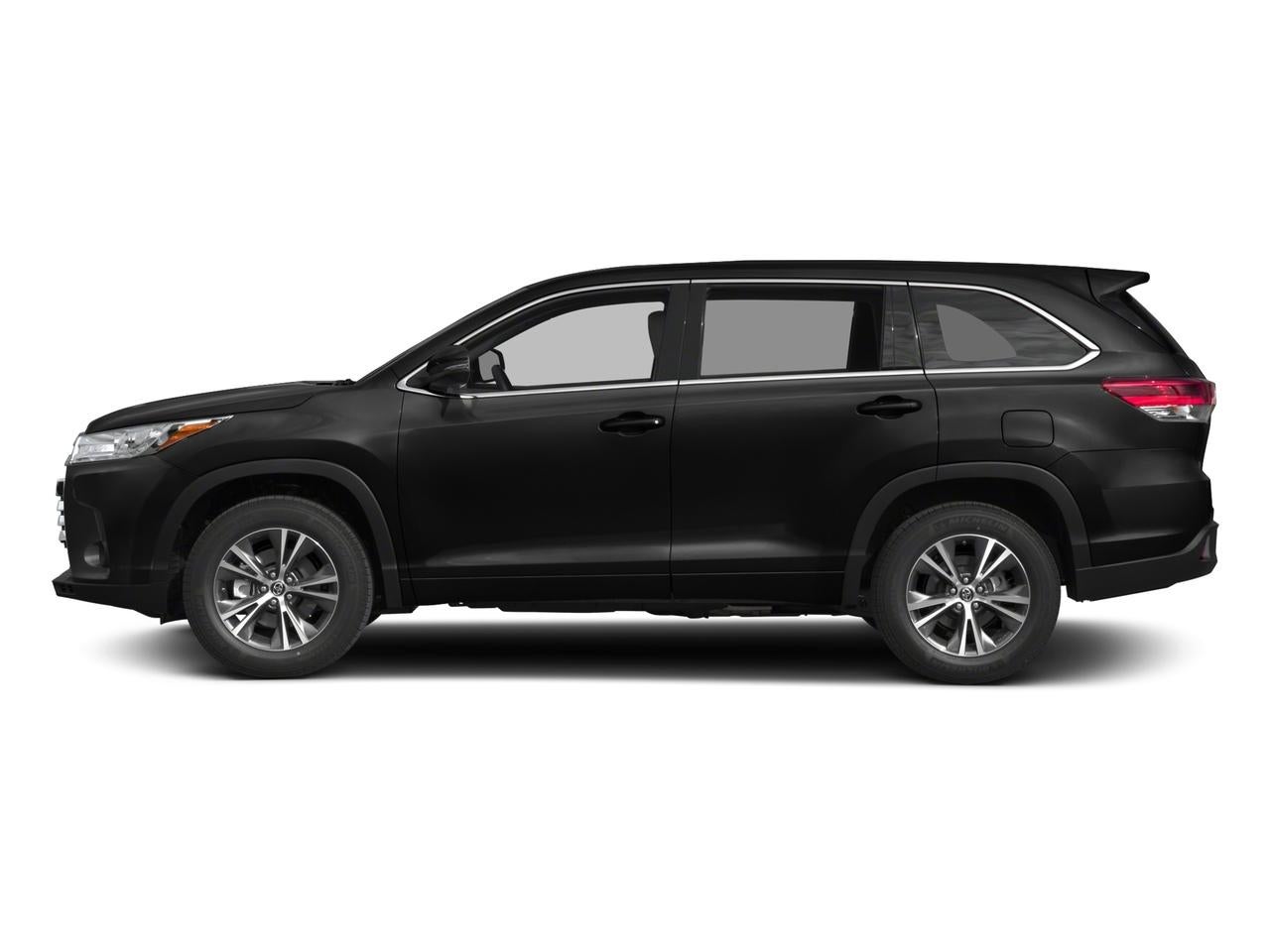 2017 Toyota Highlander LE I4 FWD (Natl)