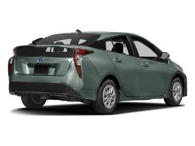2017 Toyota Prius Three (GS)