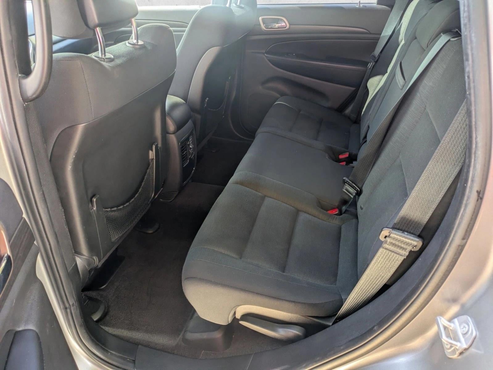 2017 Jeep Grand Cherokee Laredo 4x2