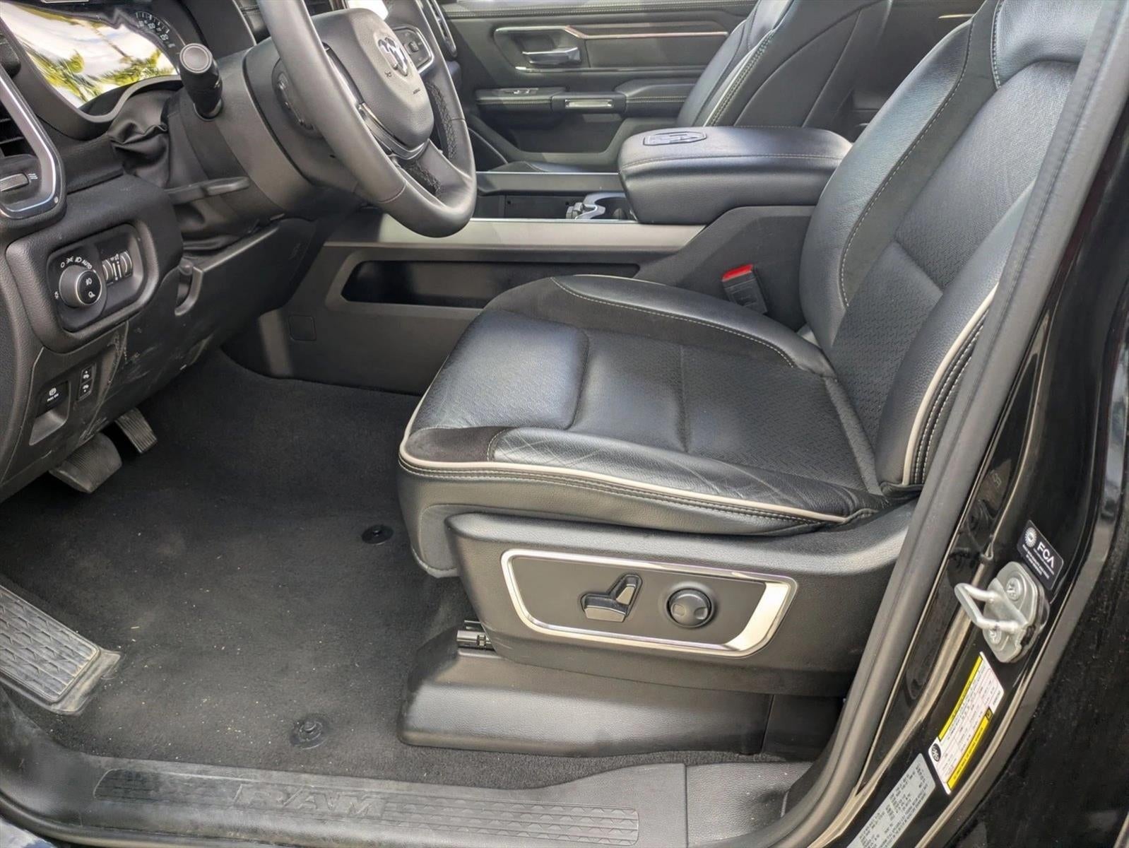 2025 RAM 1500 Laramie 4x4 Crew Cab 5'7" Box