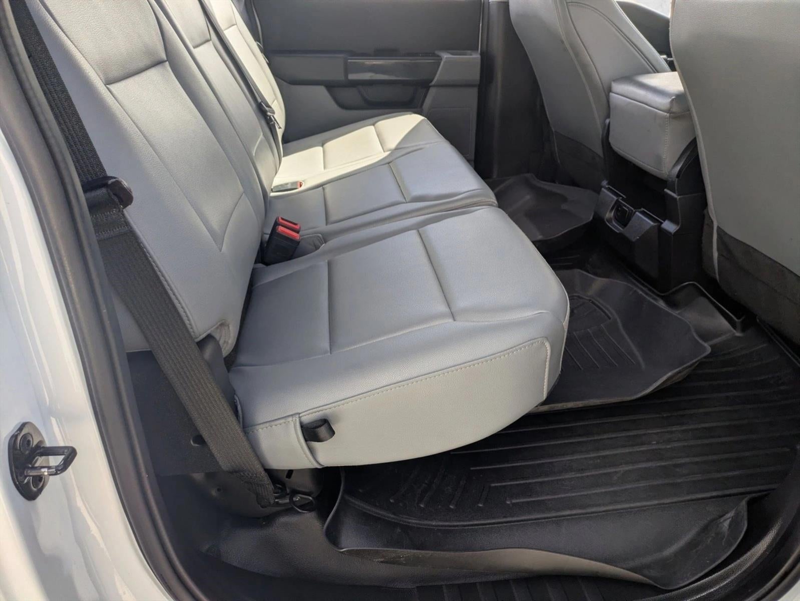 2023 Ford F-150 XL 4WD SuperCrew 5.5' Box