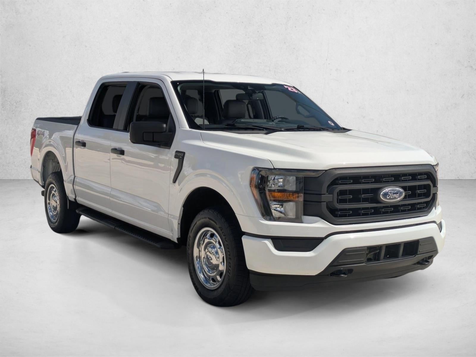 2023 Ford F-150 XL 4WD SuperCrew 5.5' Box