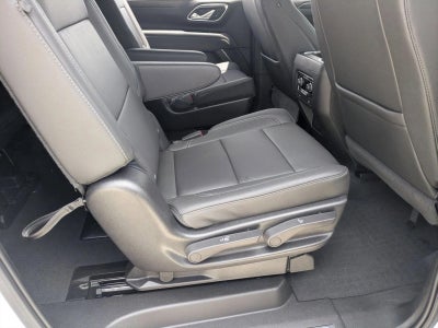2024 Chevrolet Suburban 2WD LT