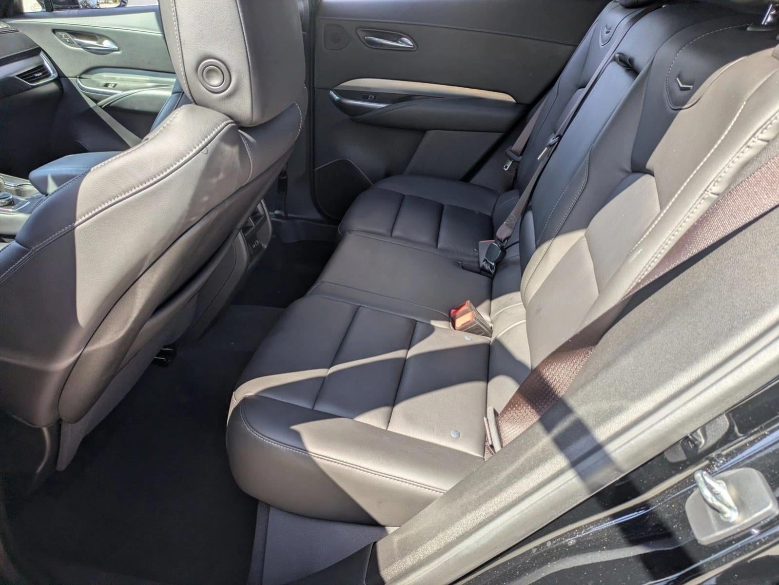 2021 Cadillac XT4 FWD 4dr Premium Luxury