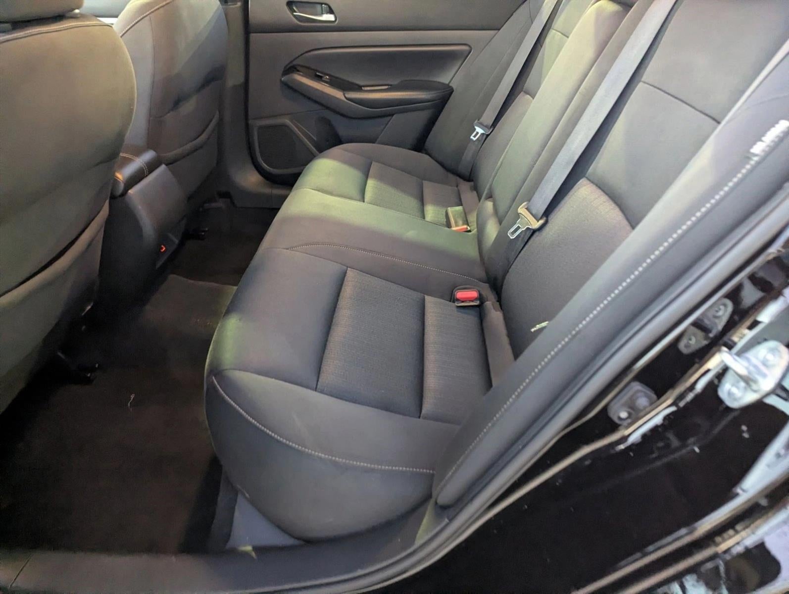 2021 Nissan Altima 2.5 SV Sedan