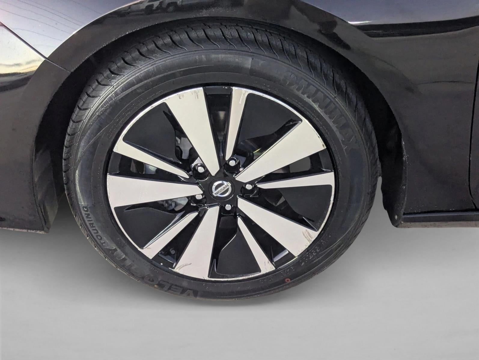 2021 Nissan Altima 2.5 SV Sedan