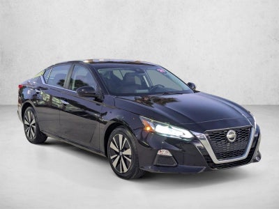 2021 Nissan Altima 2.5 SV Sedan