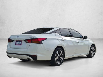 2020 Nissan Altima 2.5 SV Sedan