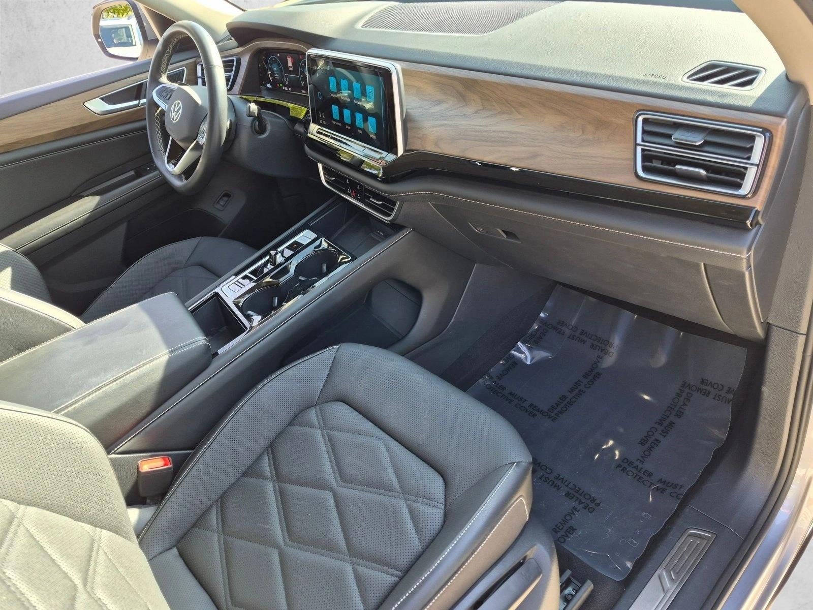 2024 Volkswagen Atlas 2.0T SE w/Technology FWD