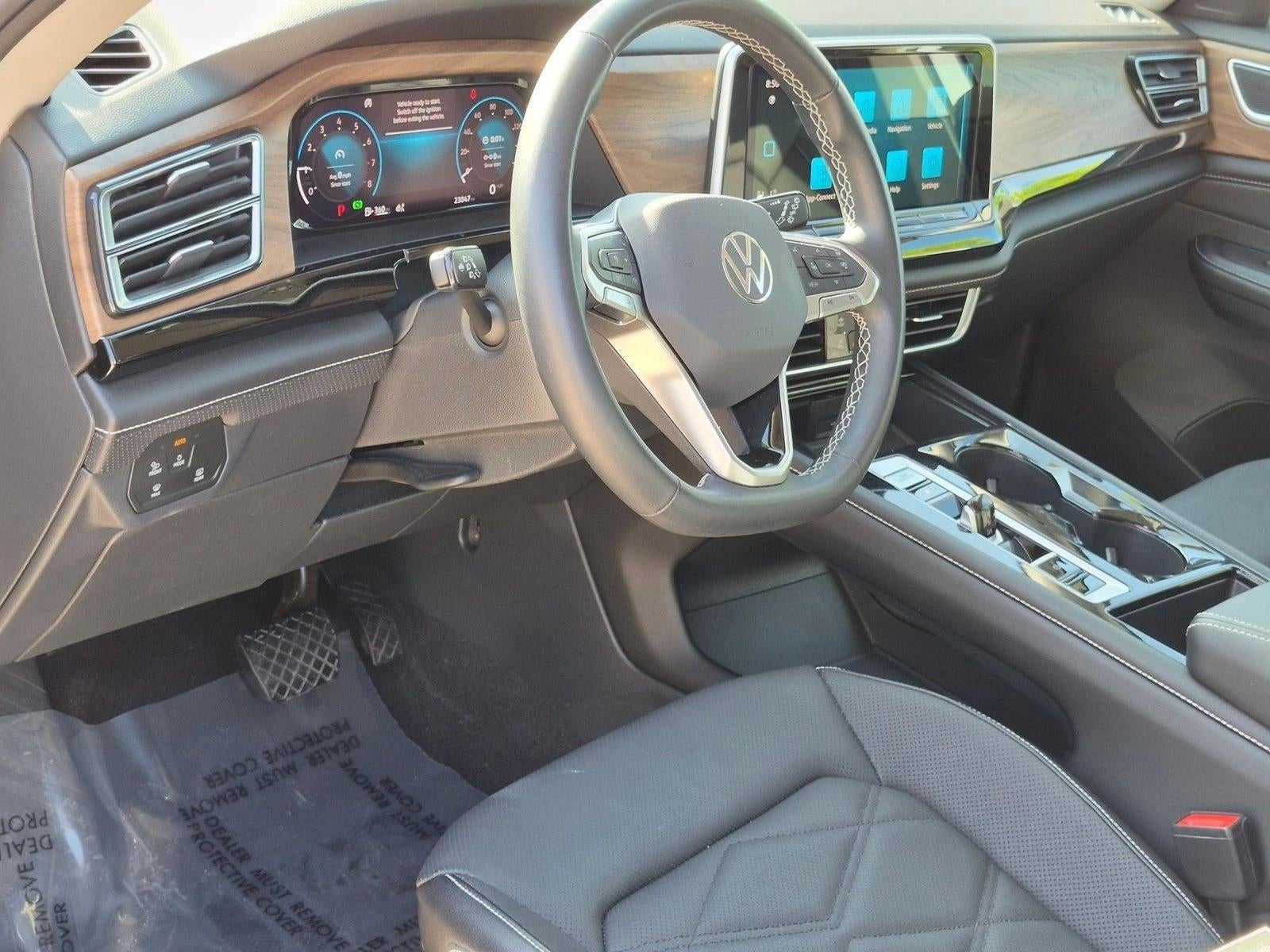 2024 Volkswagen Atlas 2.0T SE w/Technology FWD