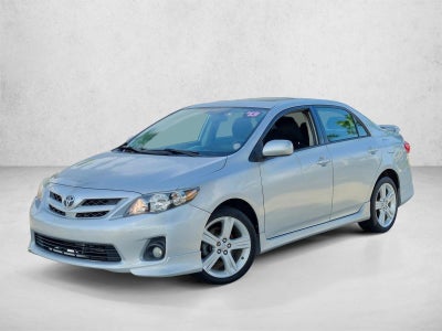 2013 Toyota Corolla 4dr Sdn Man S (Natl)
