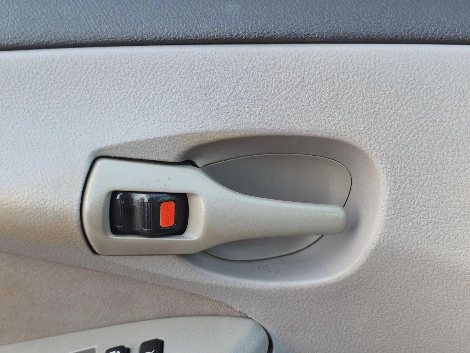 2013 Toyota Corolla 4dr Sdn Auto L (Natl)