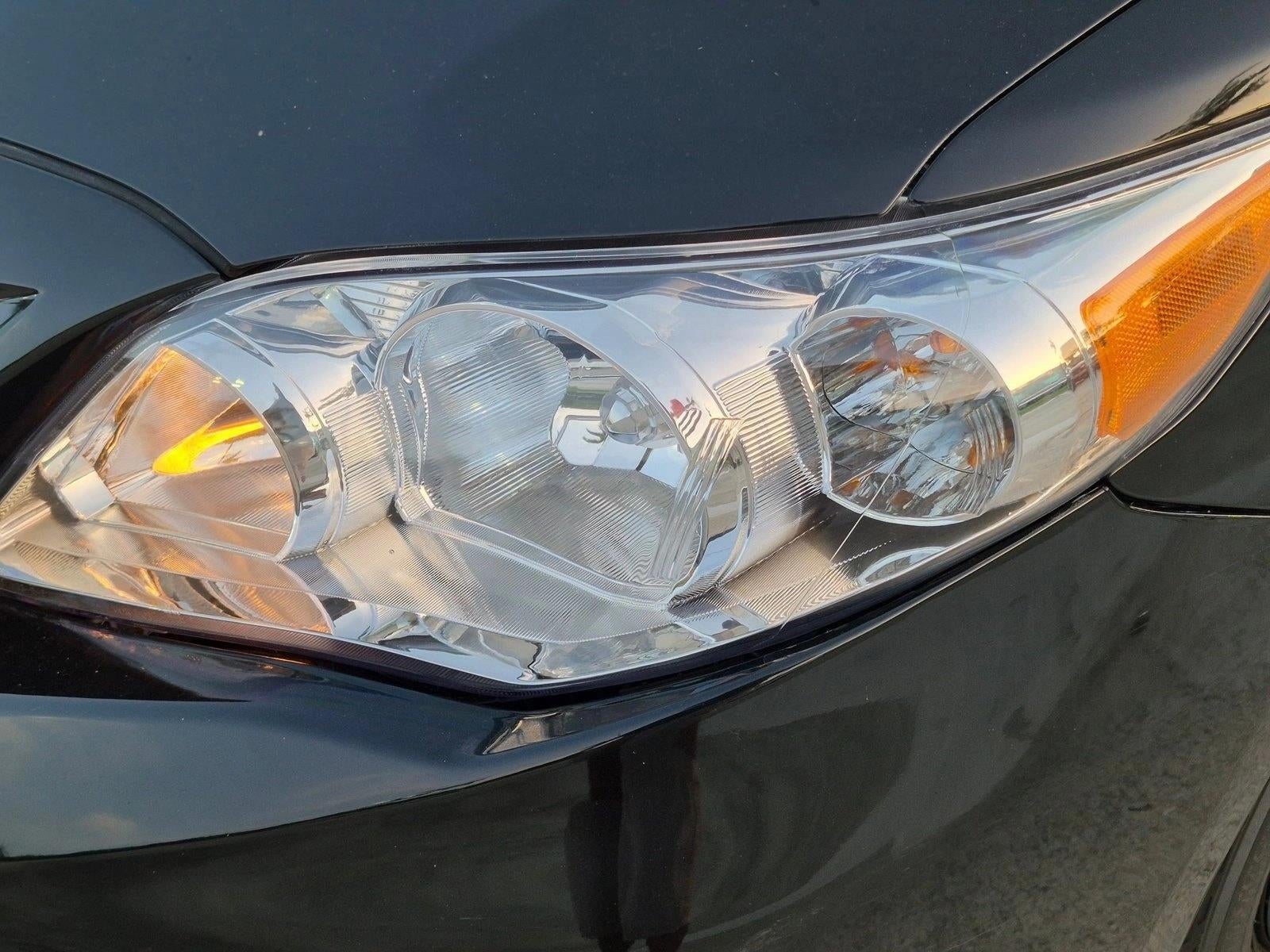 2013 Toyota Corolla 4dr Sdn Auto L (Natl)