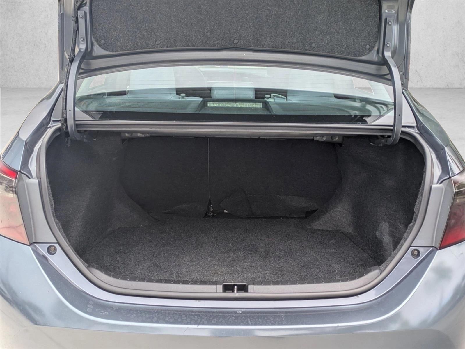 2014 Toyota Corolla 4dr Sdn CVT Auto LE (Natl)