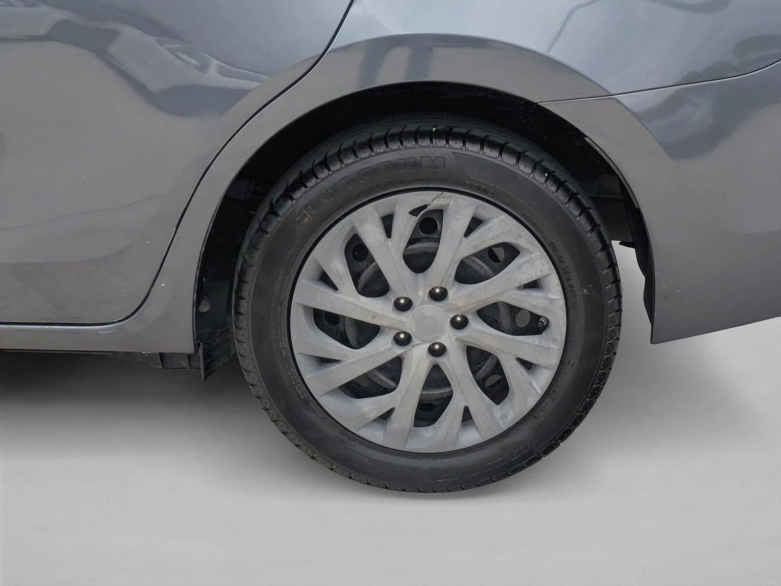 2014 Toyota Corolla 4dr Sdn CVT Auto LE (Natl)